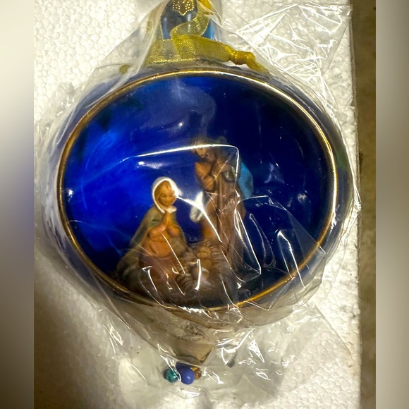 Fontanini Holiday Fontanini Holy Family Blown Glass Christmas